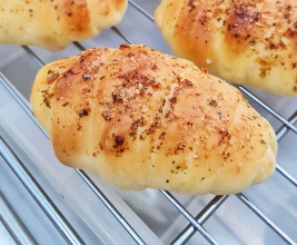Salt Bread Garlic Parmesan